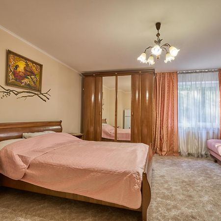 Tsaryna Sadyba Yablunytsya Extérieur photo