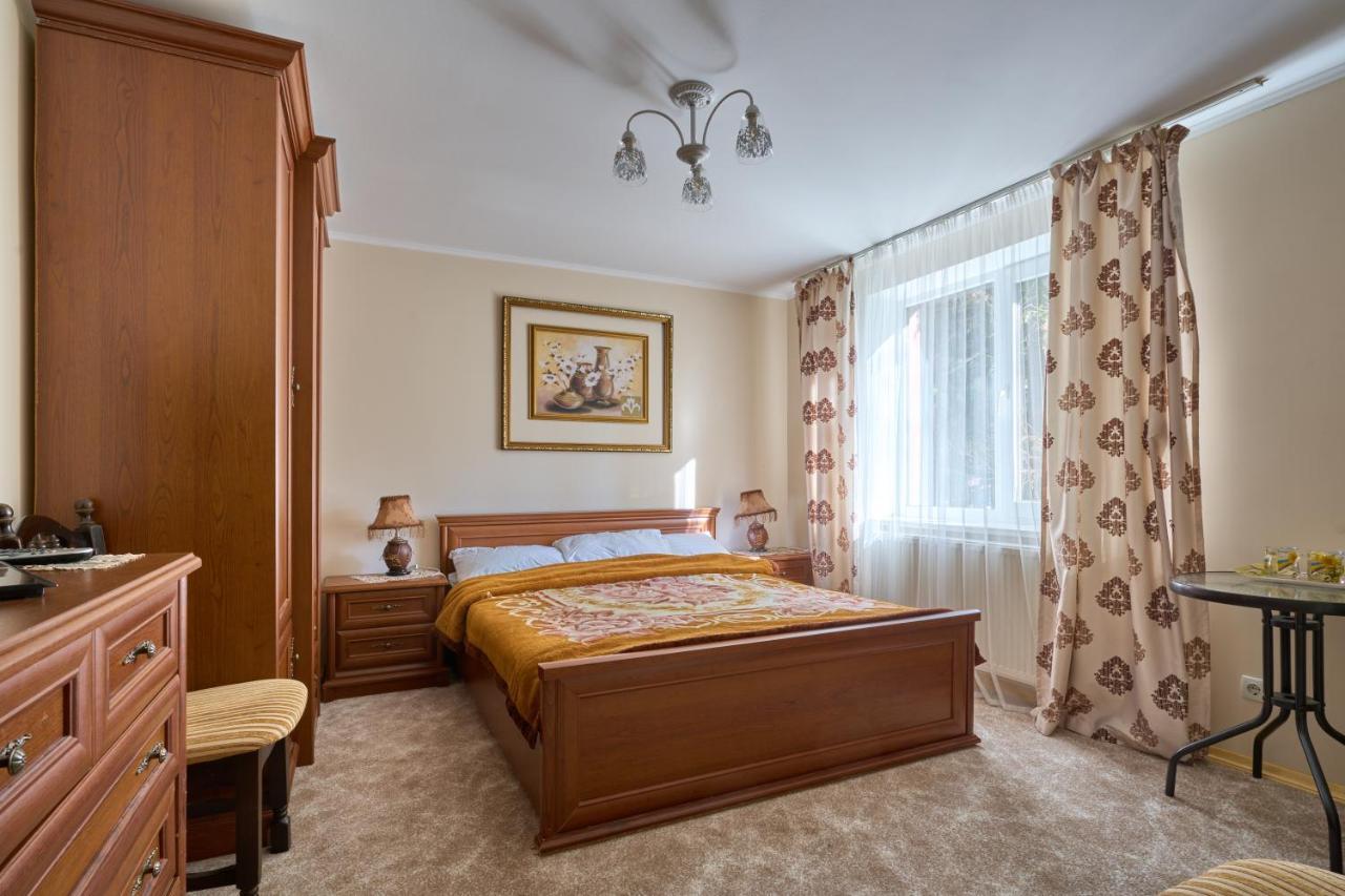 Tsaryna Sadyba Yablunytsya Extérieur photo